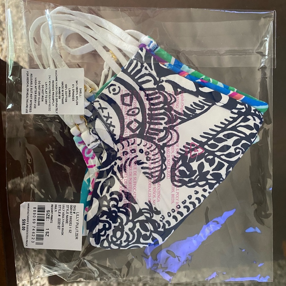 Lilly Pulitzer Mask Set - Picture 8 of 13